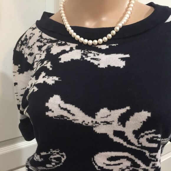 Antonio Melani Black & White Short Sleeve Sz XS (1027) - Picture 2 of 8